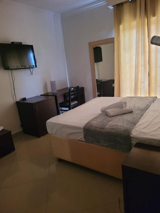 Guest House La Plaza Luanda Eksteriør billede